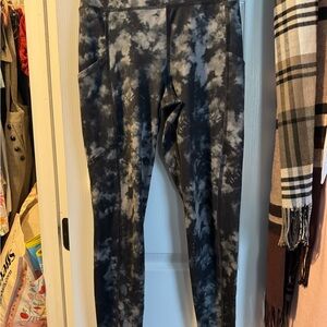 American Eagle Pocket Leggings